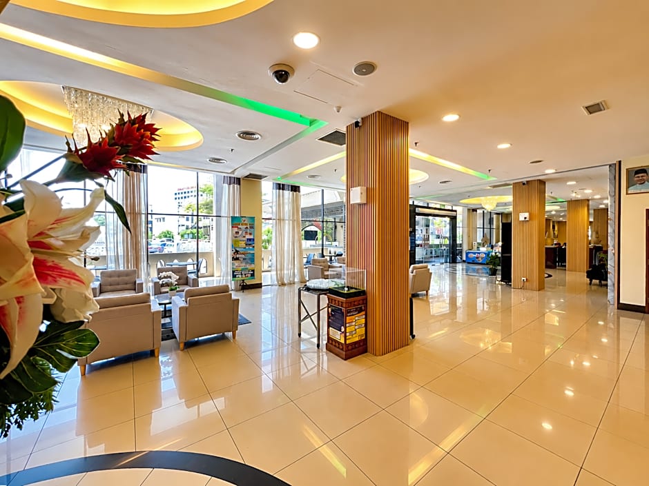 The Grand Puteri Hotel