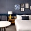 Cambria Hotel Boston Somerville