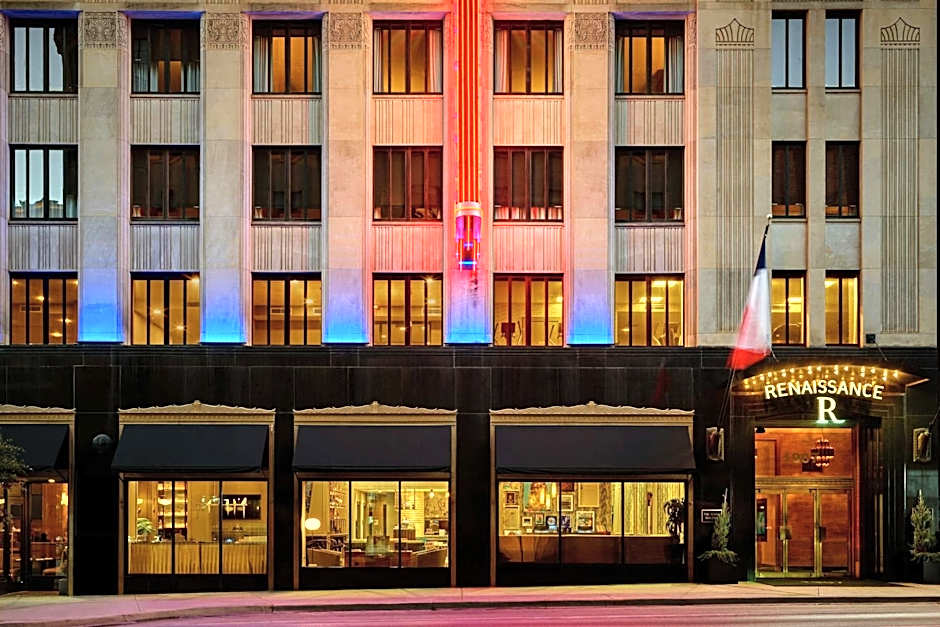 Renaissance Saint Elm Dallas Downtown Hotel