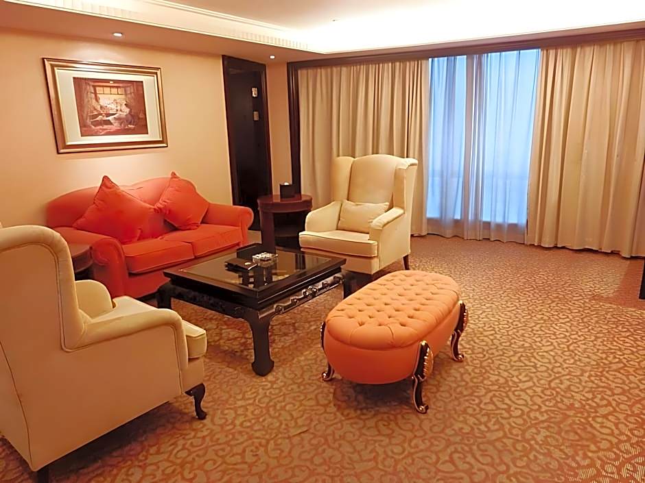 Royal Mediterranean Hotel