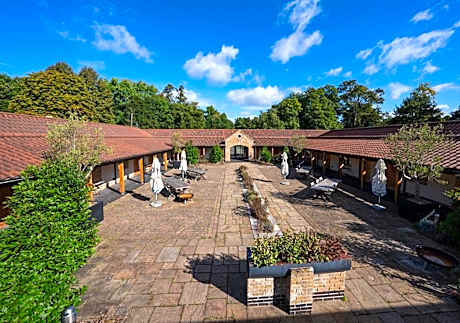 The Ridings at Theobalds Park