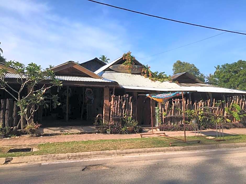 Santai Lots Cherating