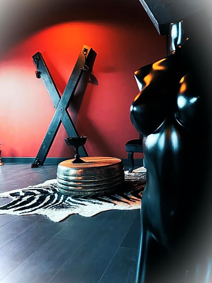 Love Room SPA l'impertinente