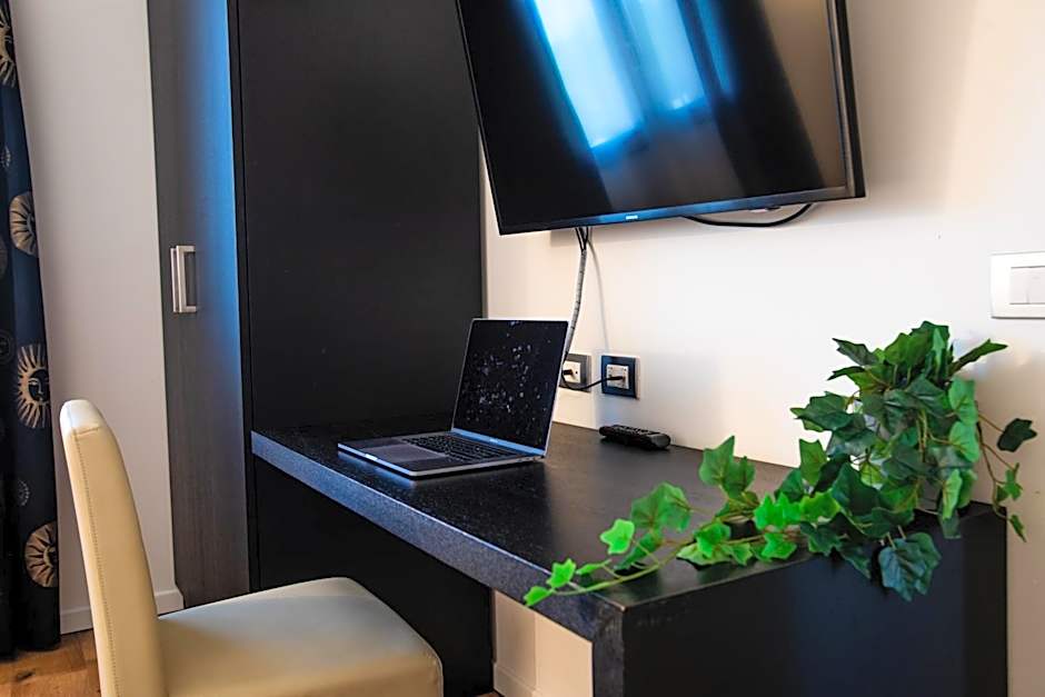 Matrix Hotel & Residence