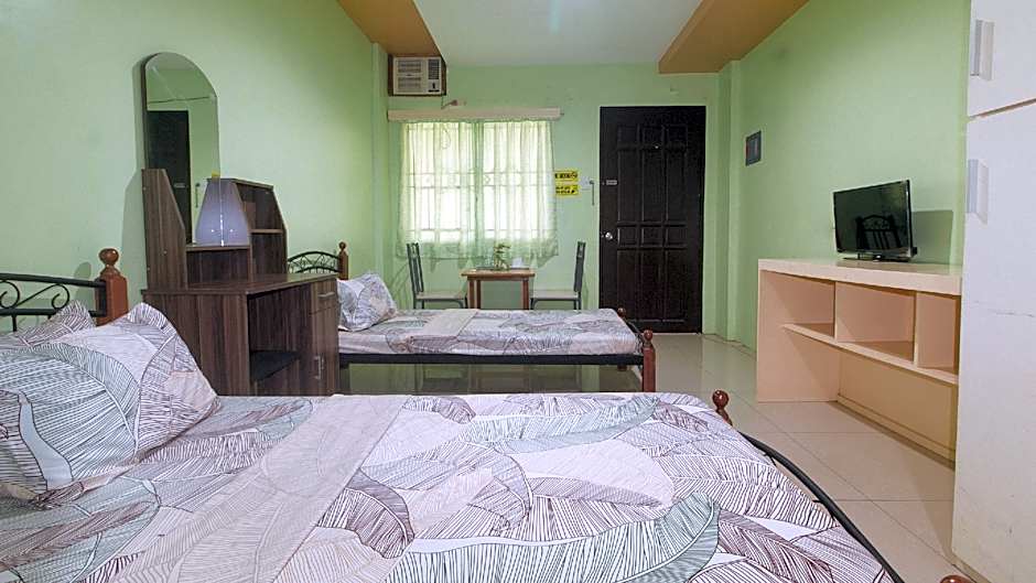 CM Apartelle Iloilo International Airport by RedDoorz