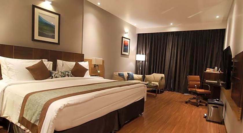 UK 27 The Fern Belagavi