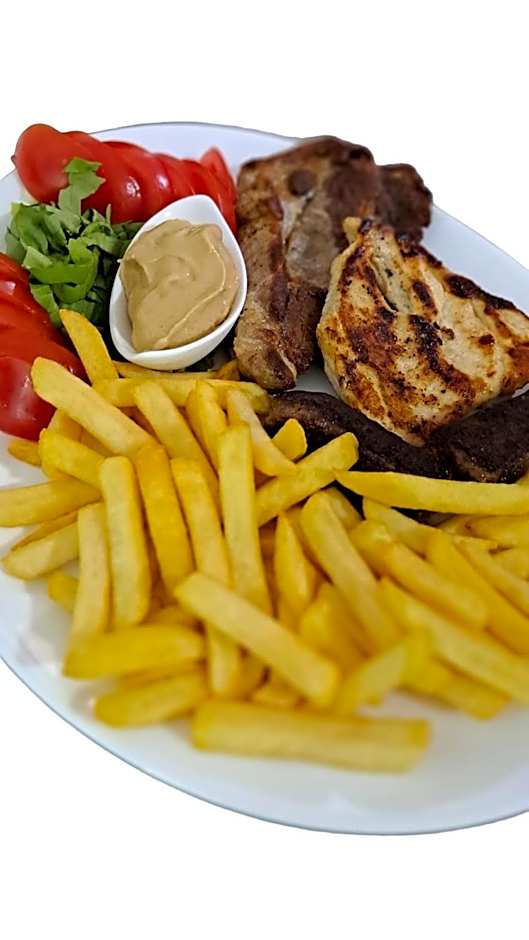 Hotel Plutitor Lebăda