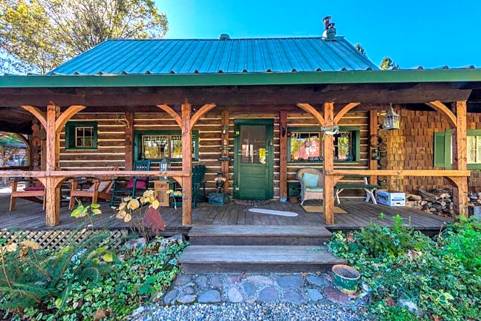 The Davies Family Inn