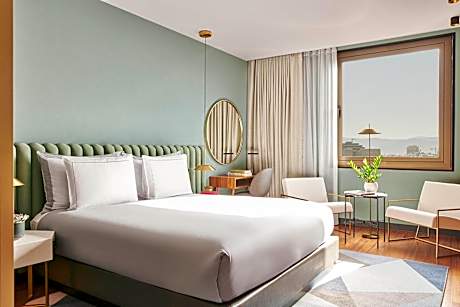 Premium King Room