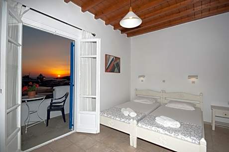 Twin Room with Sea View