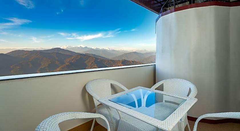 Summit Sherpa Mountain Hotel