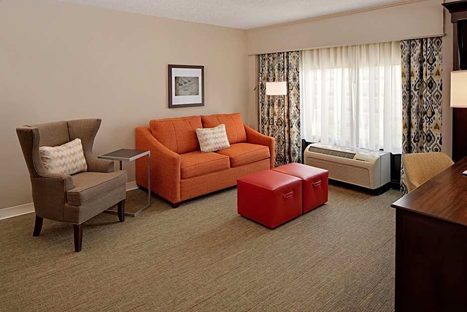 Hampton Inn Louisville Downtown