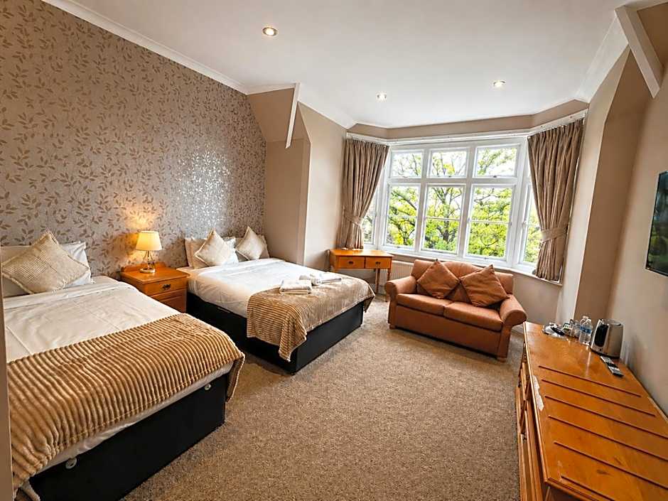 Tree Hotel at Iffley