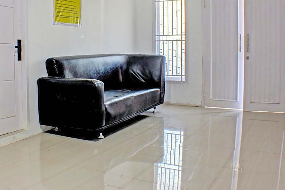 OYO Life 93138 Anugrah Kost Syariah