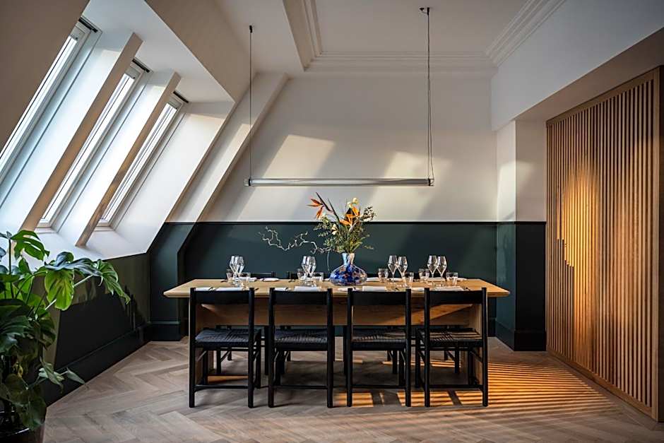 Almanac X Alcron Prague