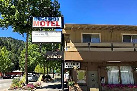 Bigfoot Motel