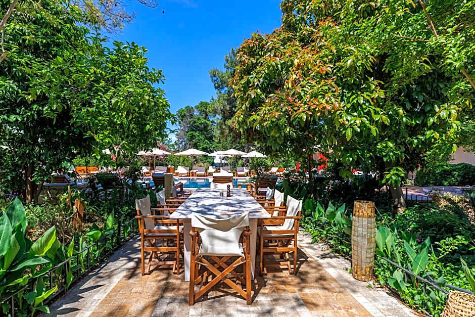 Lill Maison Hotel & City Club