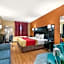 Econo Lodge Northport near University