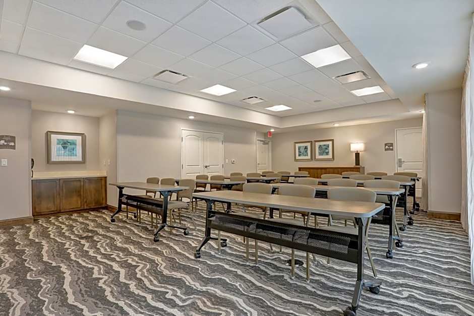 Staybridge Suites Overland Park - Kansas City S By IHG