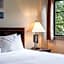 Selkirk Snug by Revelstoke Vacations