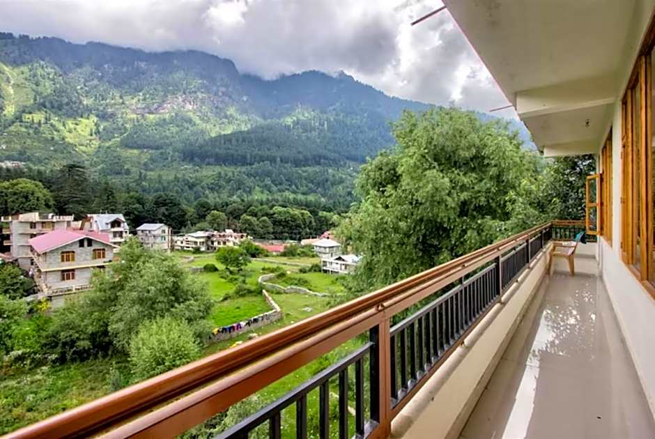 Goroomgo J J Regency Manali