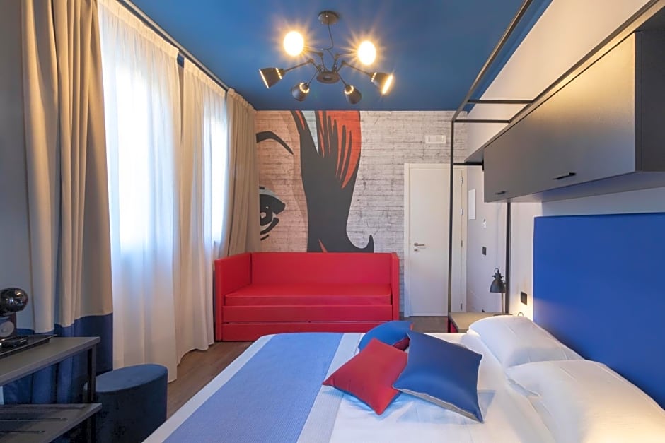 The Time -Home & Hotel-