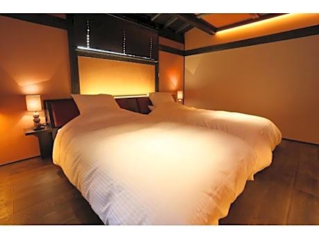 Izayoi Superior Japanese-Style Room with Open Air Bath