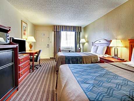 Double with 2 Double Beds - Non-Smoking