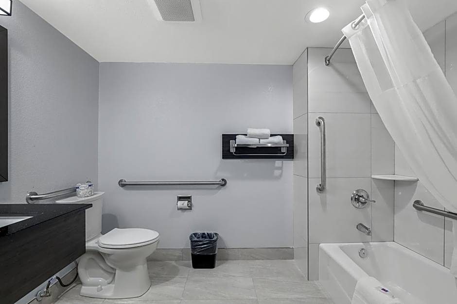 Studio 6 Suites Perris, CA