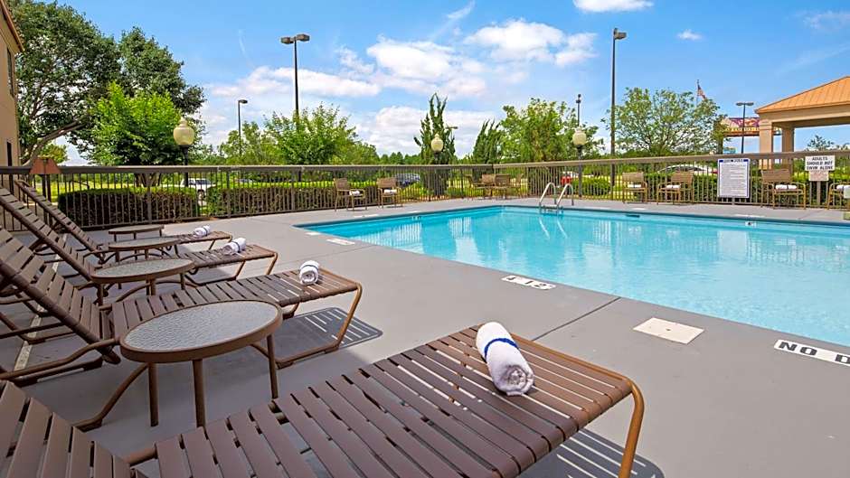 SureStay Plus Hotel By Best Western Roanoke Rapids