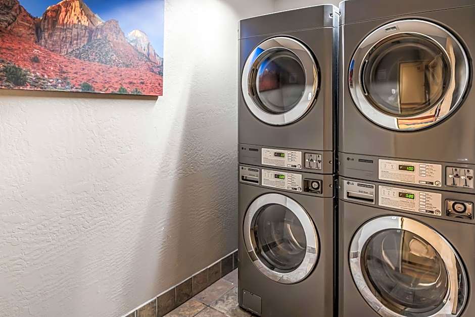 Red Lion Inn & Suites Goodyear