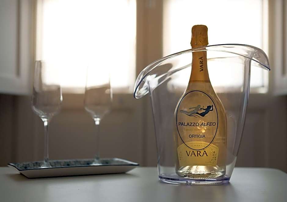 Palazzo Alfeo Aparthotel