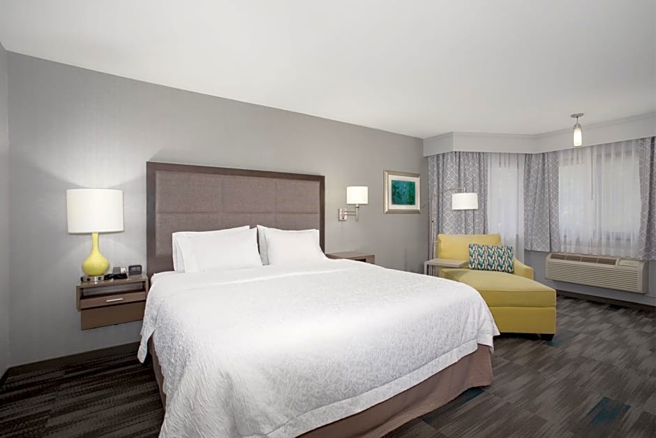 Hampton Inn Monterey