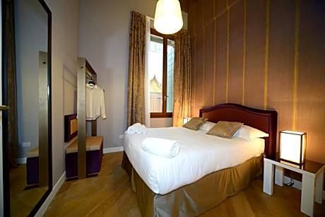 Three-Bedroom Apartment (8 Adults) (San Marco 1859)