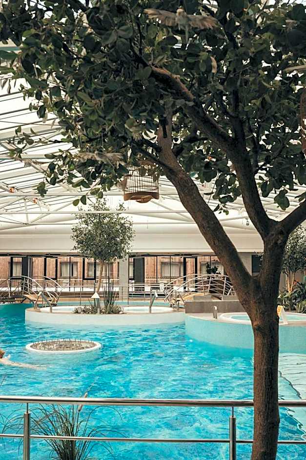 V Spa & Conference Hotel