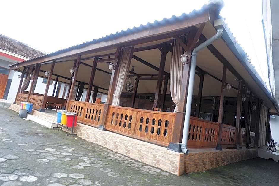 Griya Limasan Gunung Kidul