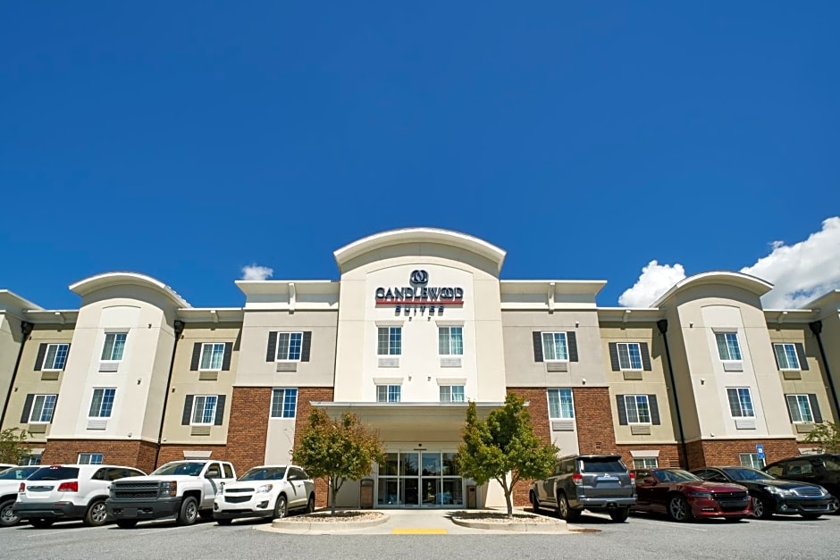 Candlewood Suites Columbus-Northeast