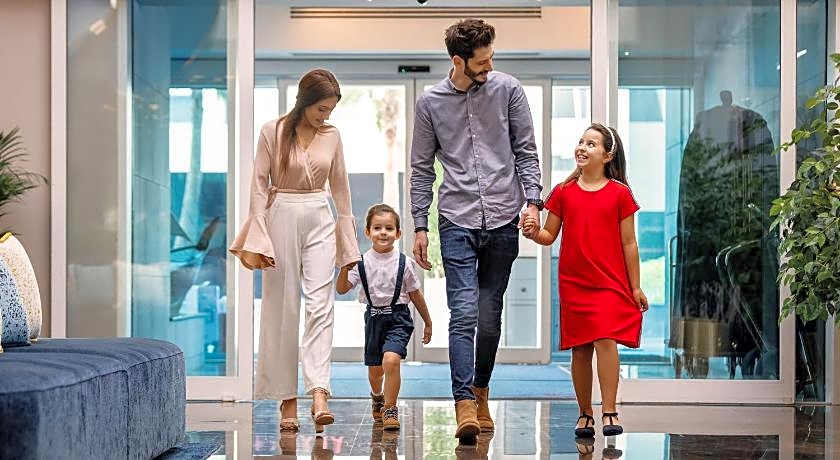 Centara West Bay Hotel & Residences Doha