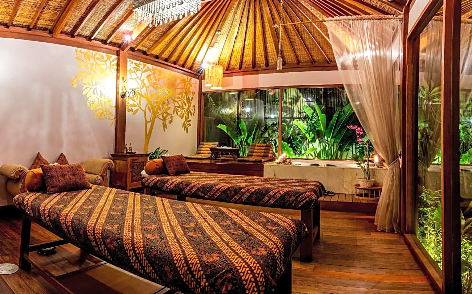 DISINI Luxury Spa Villa