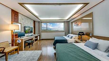 Suite Room