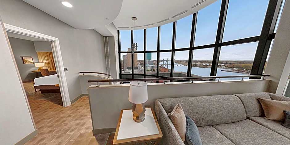 Hilton Garden Inn Toledo Downtown