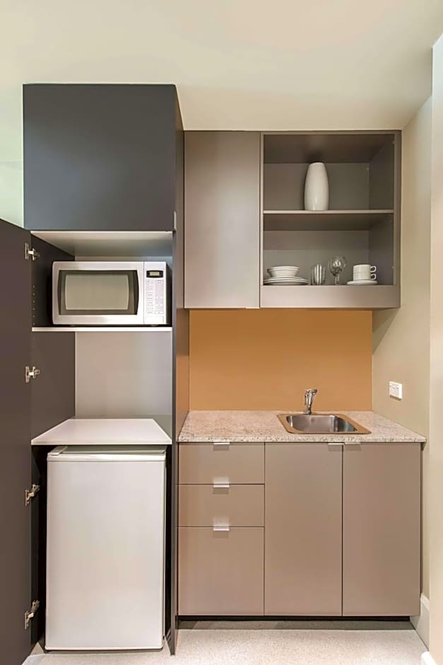 Adina Apartment Hotel Adelaide Treasury