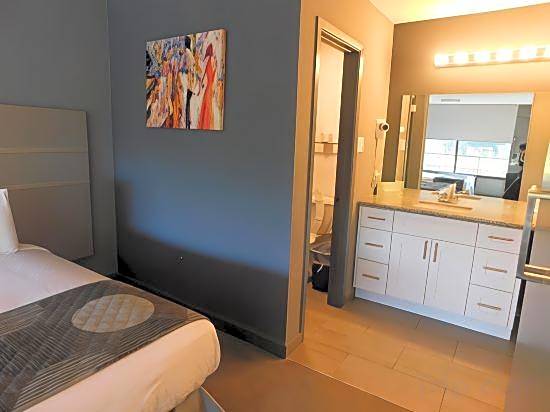 Ramada by Wyndham New Orleans