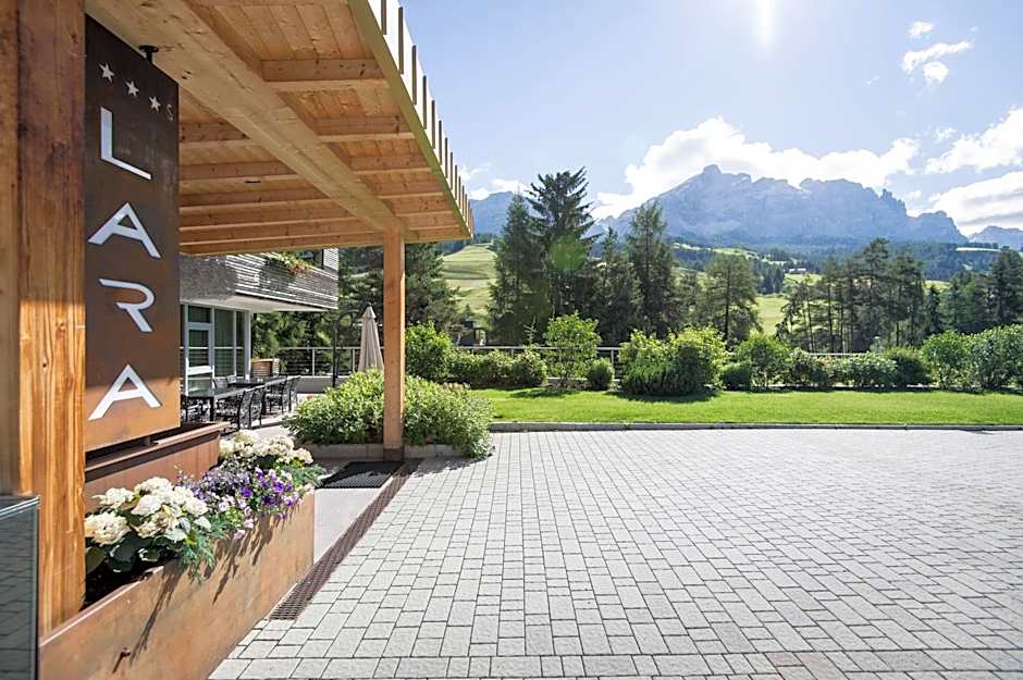 Alpine Hotel Ciasa Lara