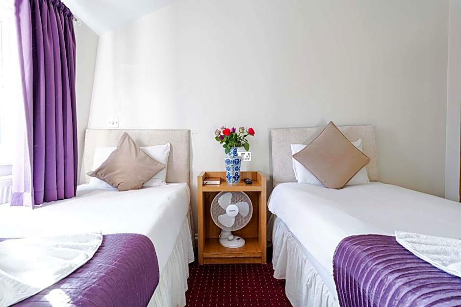 Lancaster Court Hotel