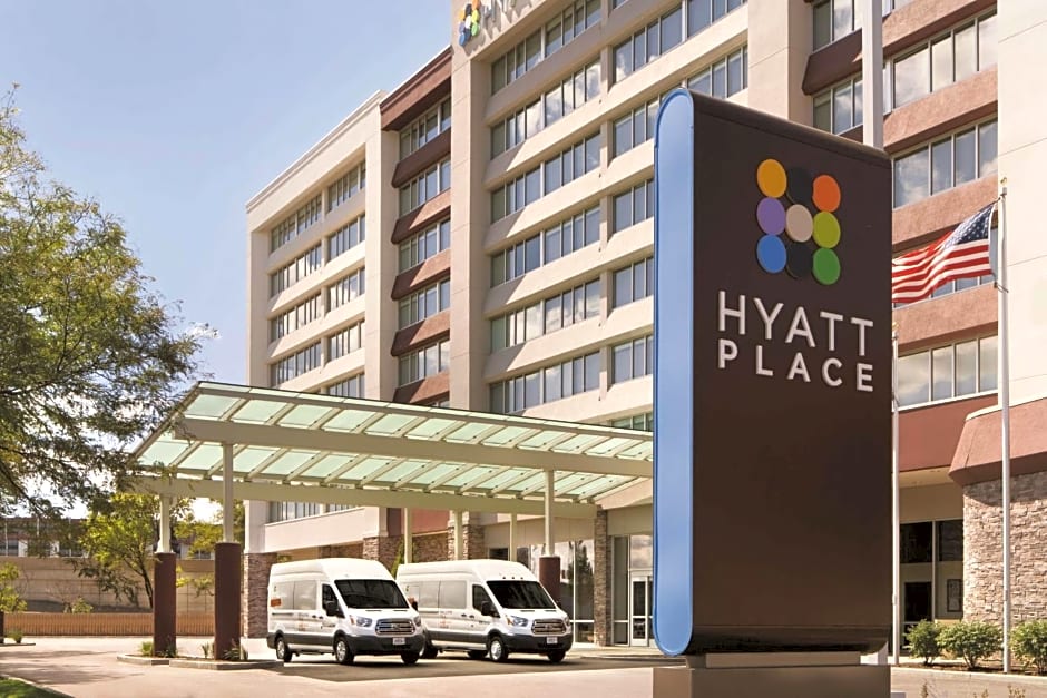 Hyatt Place Chicago O'Hare Airport