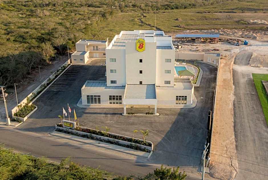 Super 8 by Wyndham Manzanillo