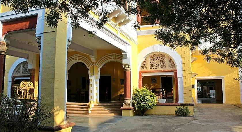 Bhanwar Vilas Palace