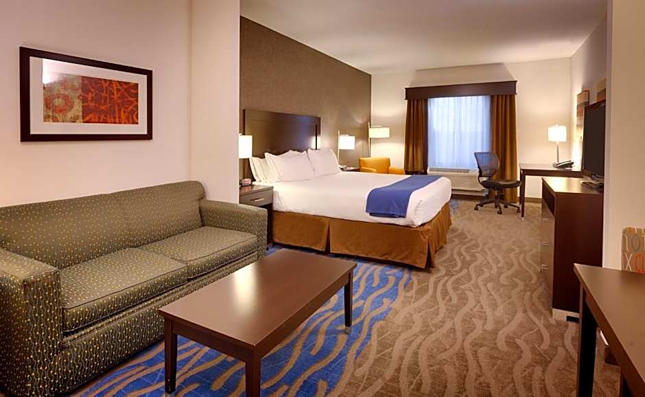 Holiday Inn Express & Suites Overland Park By IHG