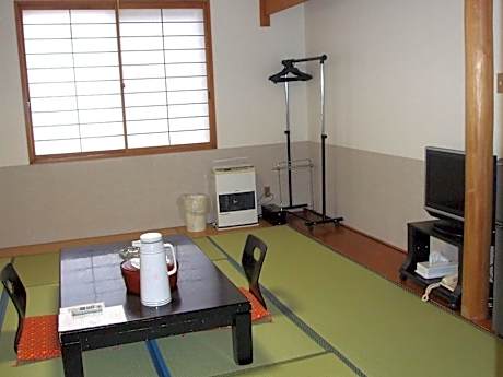 Japanese-Style Quadruple Room